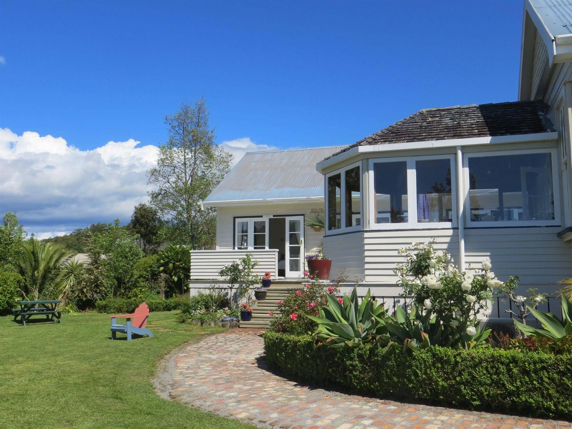 Cotswold Cottage Bed And Breakfast Темс Экстерьер фото