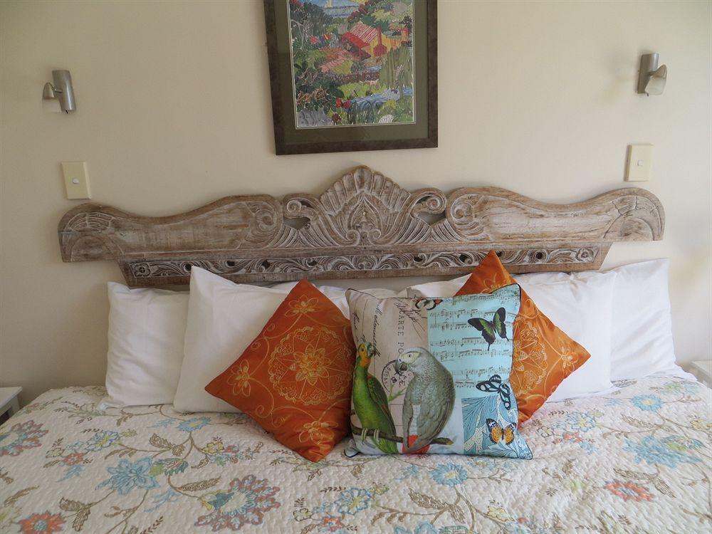 Cotswold Cottage Bed And Breakfast Темс Экстерьер фото