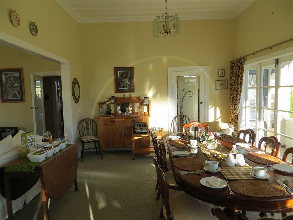 Cotswold Cottage Bed And Breakfast Темс Экстерьер фото