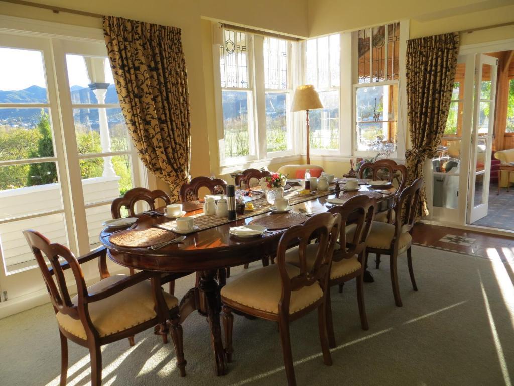 Cotswold Cottage Bed And Breakfast Темс Экстерьер фото